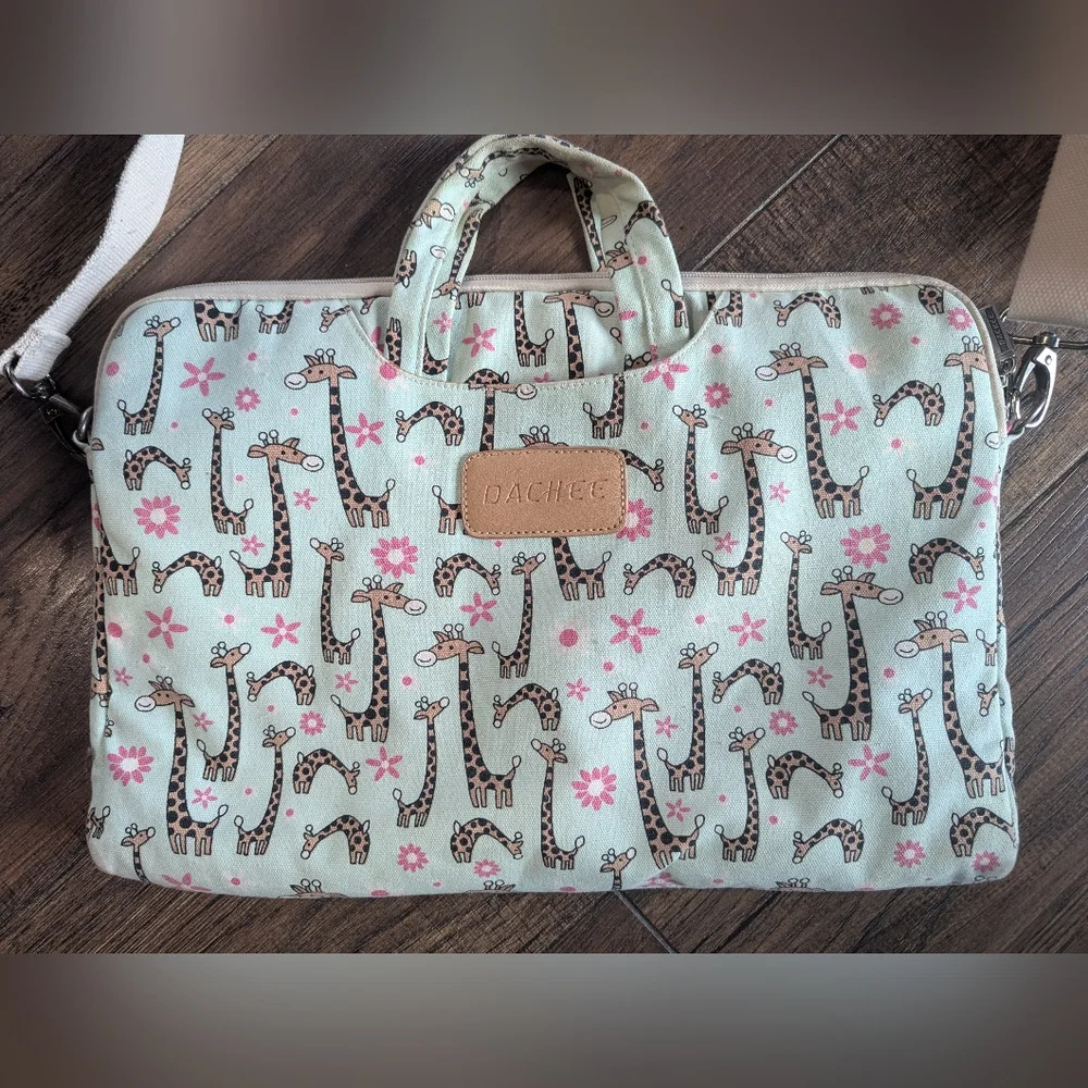 Dachee Multicolor Giraffe Print Laptop Bag - Pockets & Adjustable Shoulder Strap